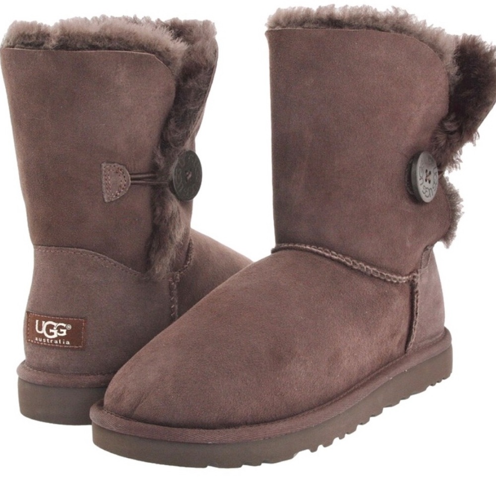 Ugg Brown Suede Bailey Button Short Shearling Boo… - image 1